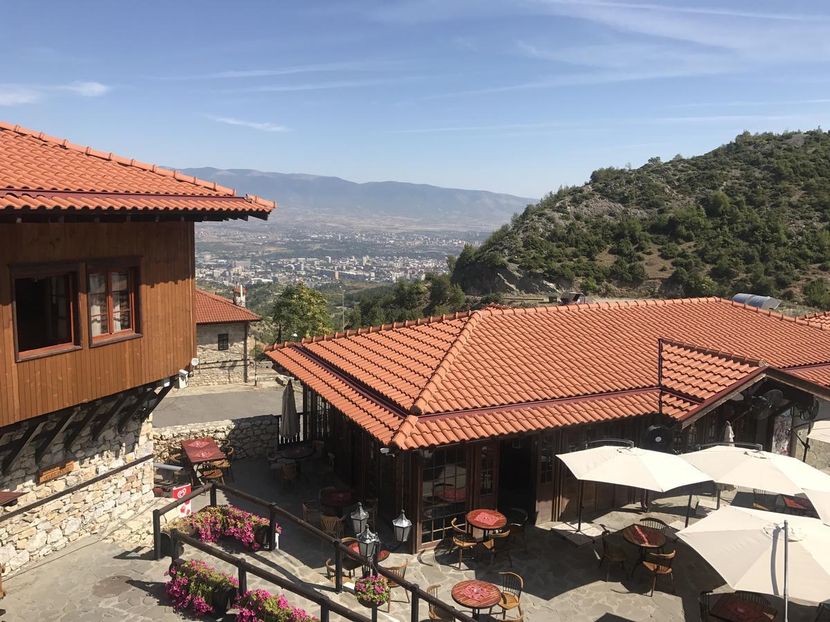 Macedonian Village Hotel & Resort Skopje Zewnętrze zdjęcie