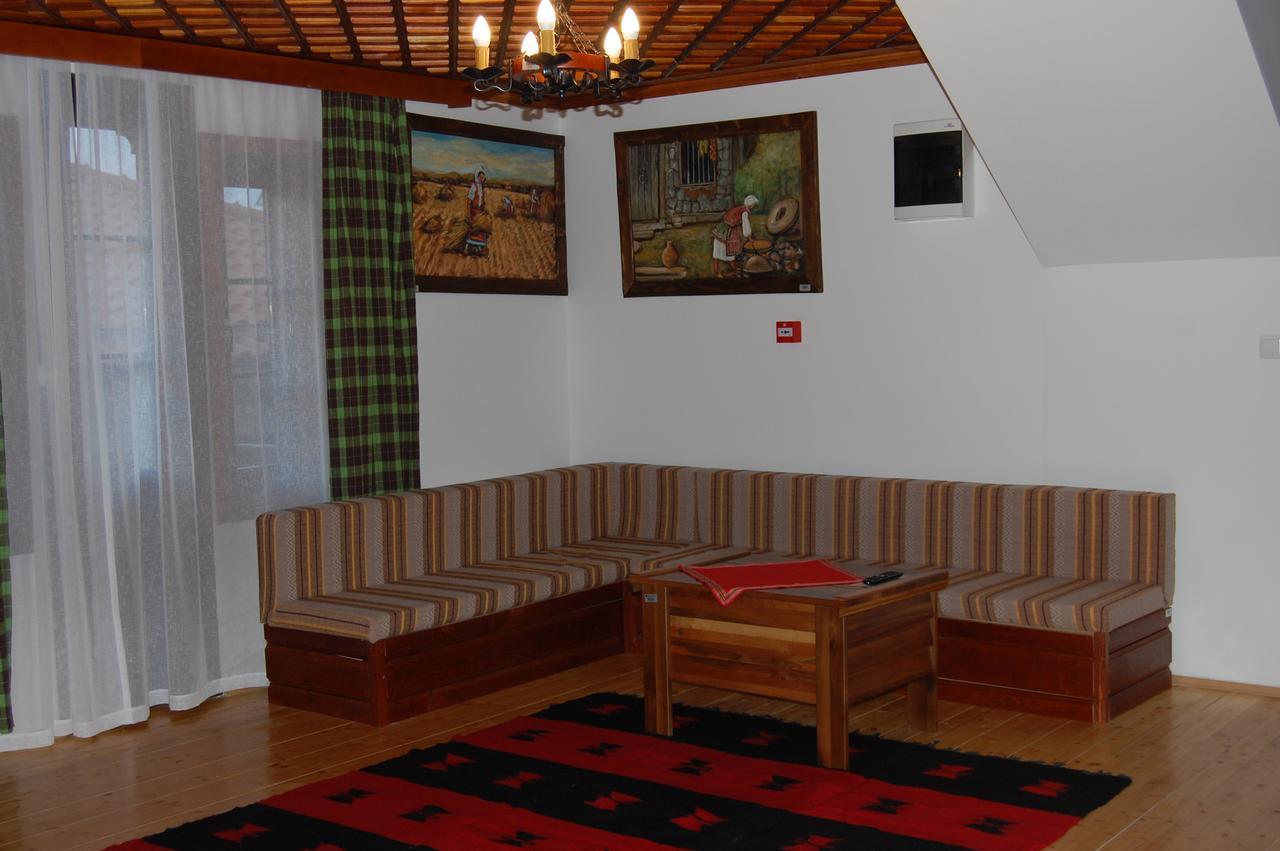 Macedonian Village Hotel & Resort Skopje Zewnętrze zdjęcie